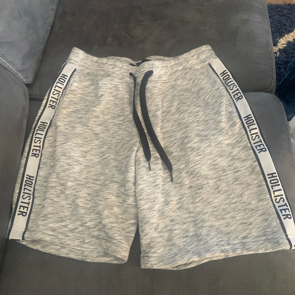 Hollister jogger shorts size men’s small